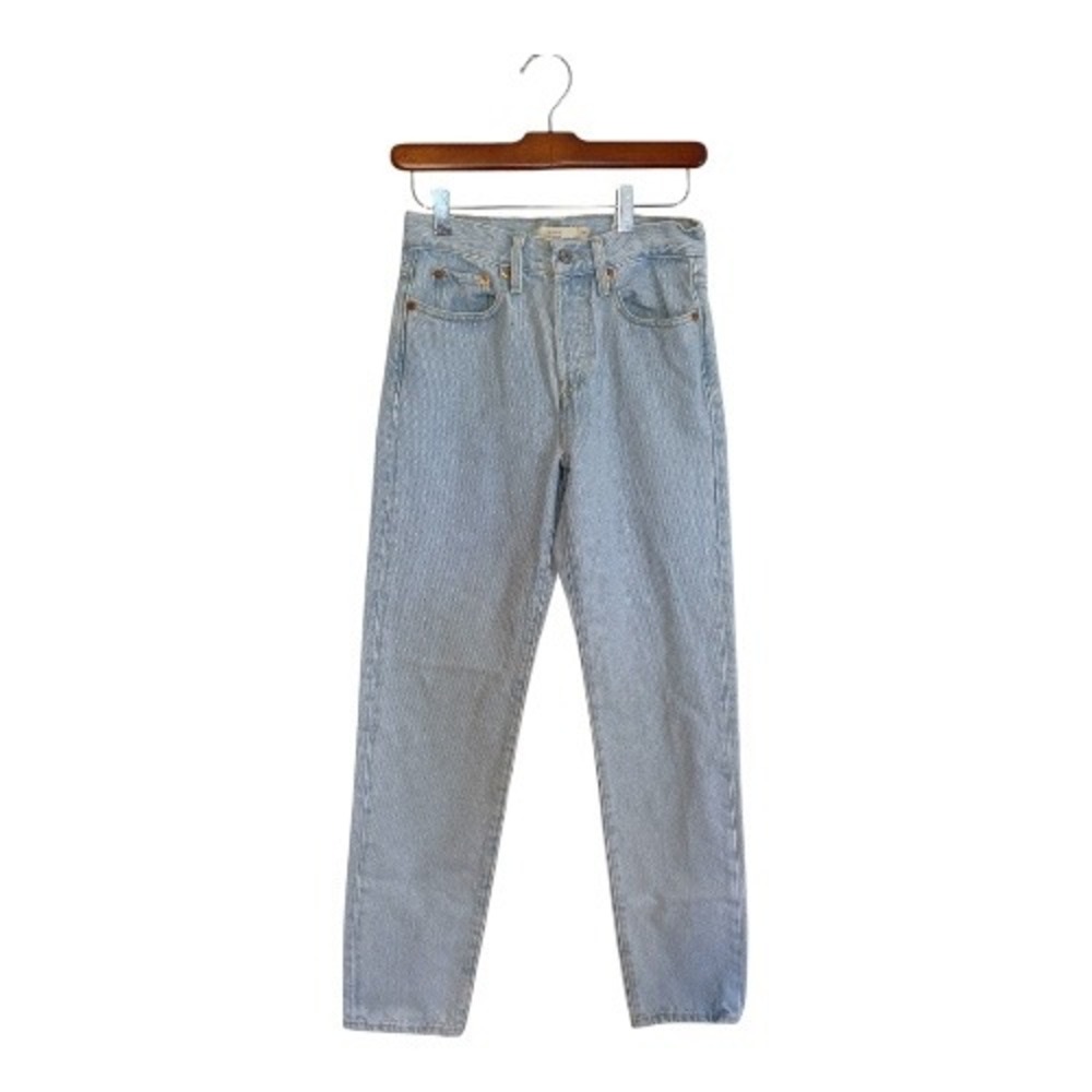Levi's Wedgie Straight Jeans Womens 24 Light Wash Blue High Rise Denim